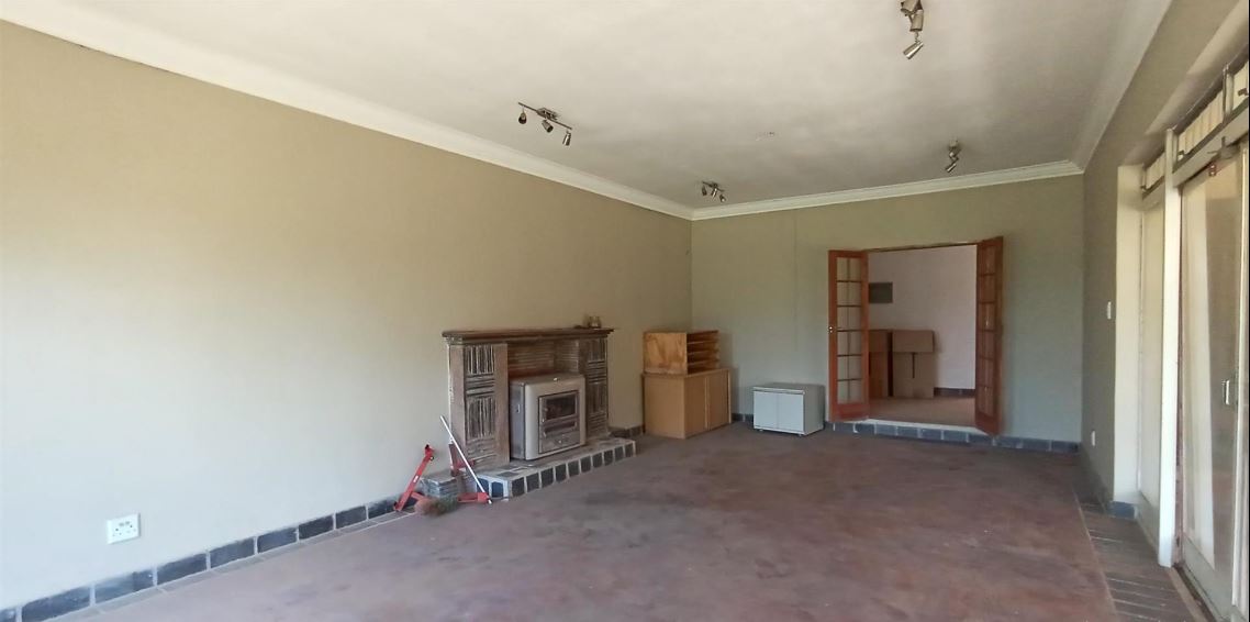 4 Bedroom Property for Sale in Raslouw Gauteng