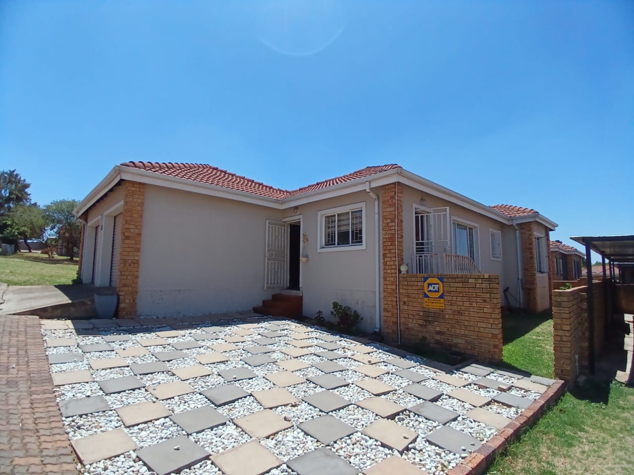 3 Bedroom Property for Sale in Roseacre Gauteng