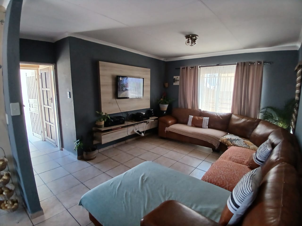 3 Bedroom Property for Sale in Roseacre Gauteng