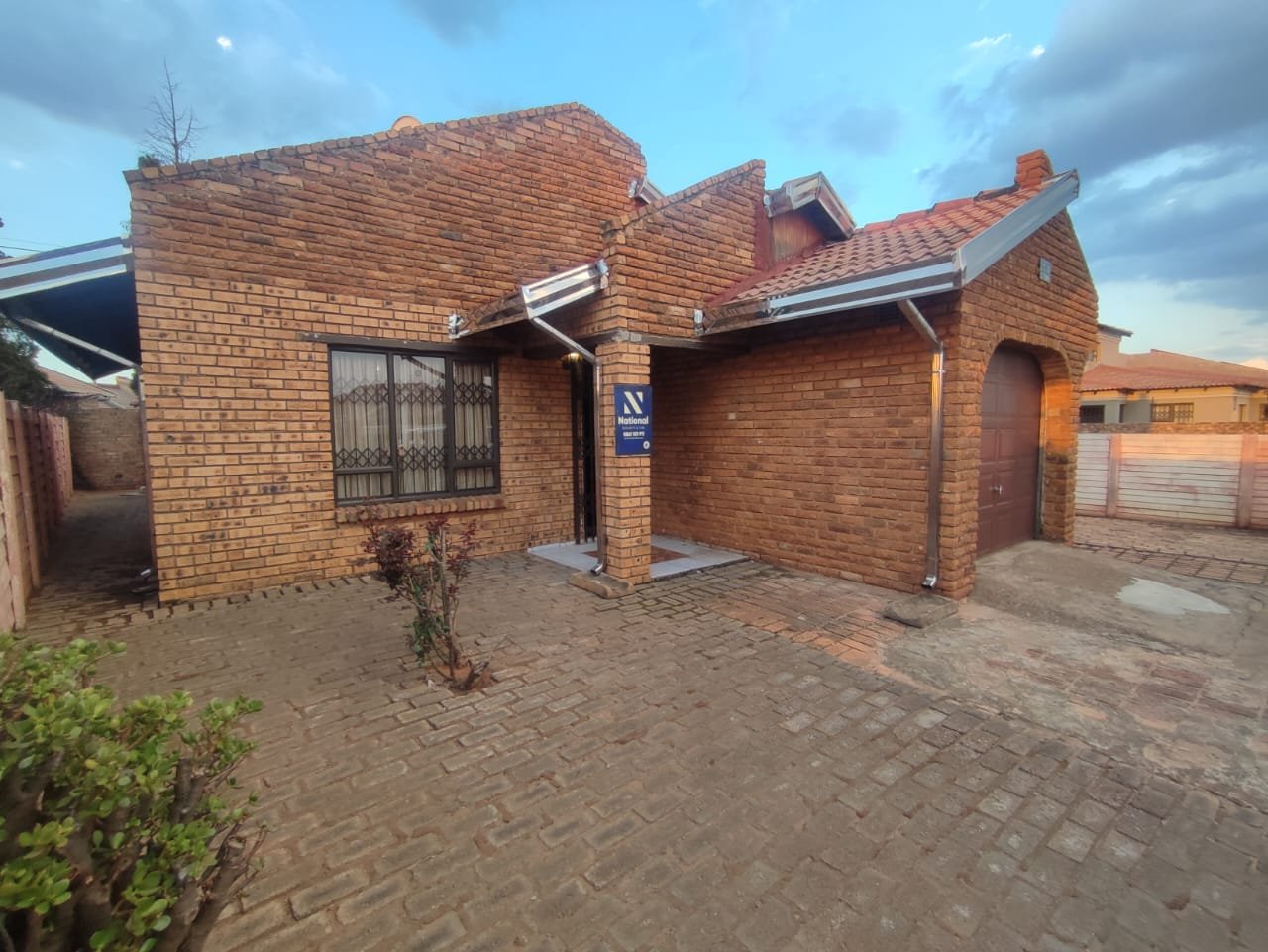 2 Bedroom Property for Sale in Daveyton Gauteng