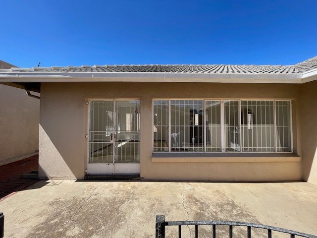 To Let 3 Bedroom Property for Rent in Kensington Gauteng