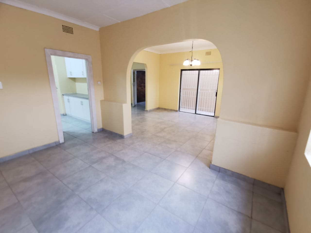 To Let 3 Bedroom Property for Rent in Rewlatch Gauteng