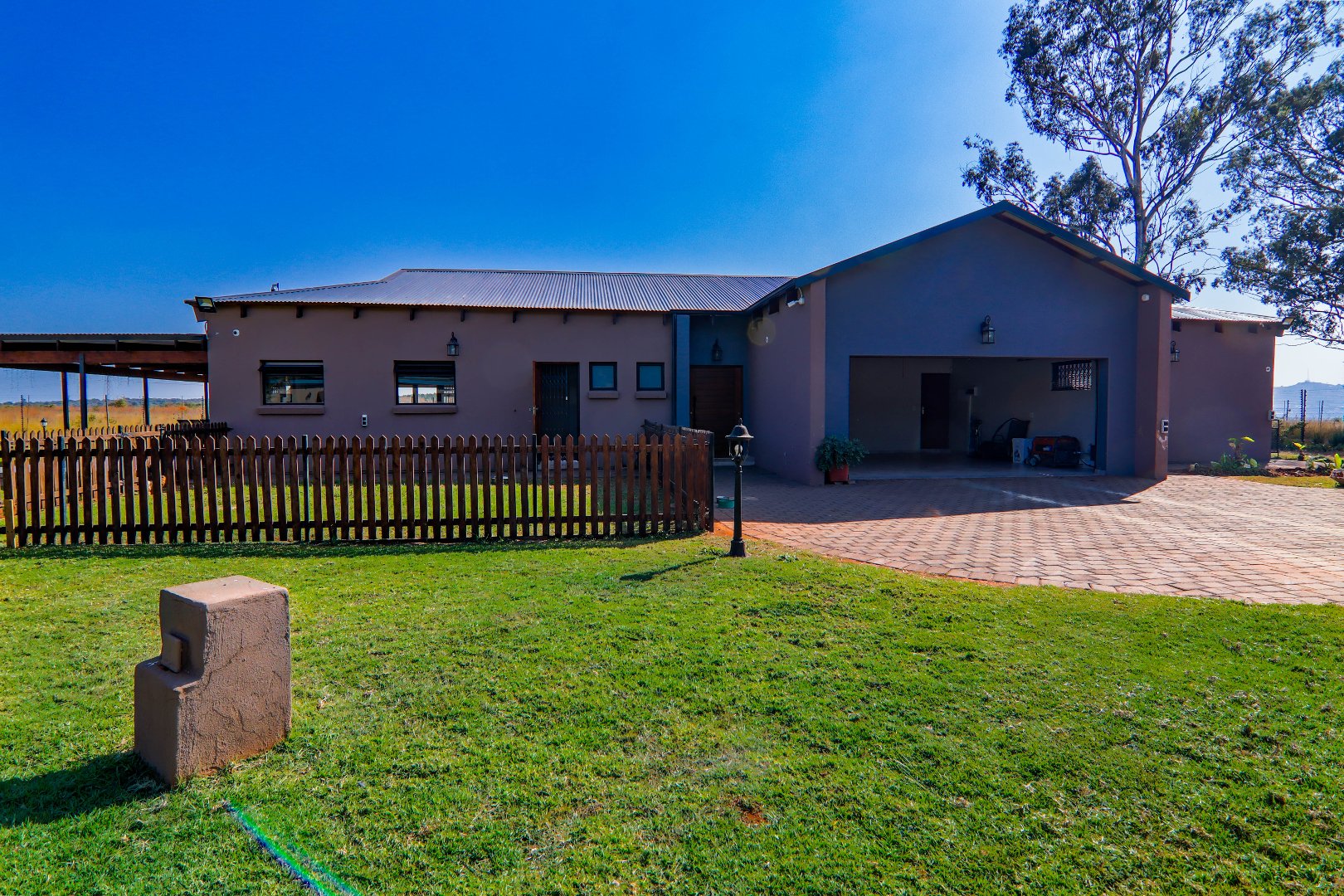 2 Bedroom Property for Sale in Waterkloof Gauteng