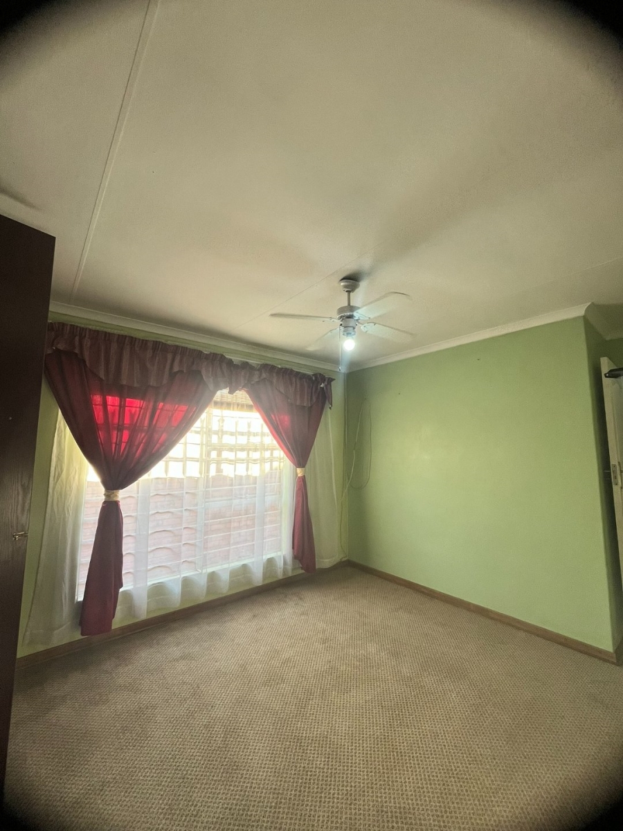 To Let 3 Bedroom Property for Rent in Eersterust Gauteng