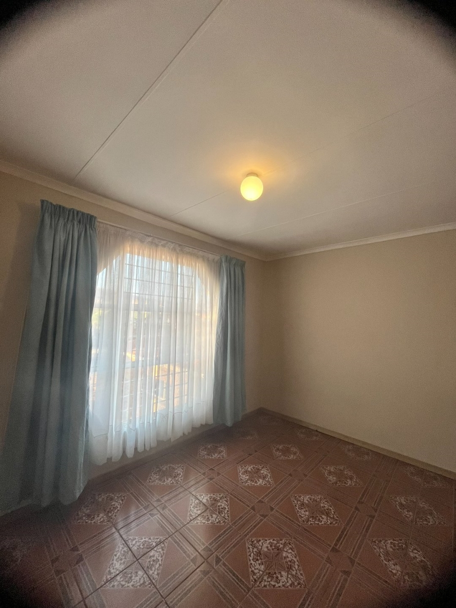 To Let 3 Bedroom Property for Rent in Eersterust Gauteng