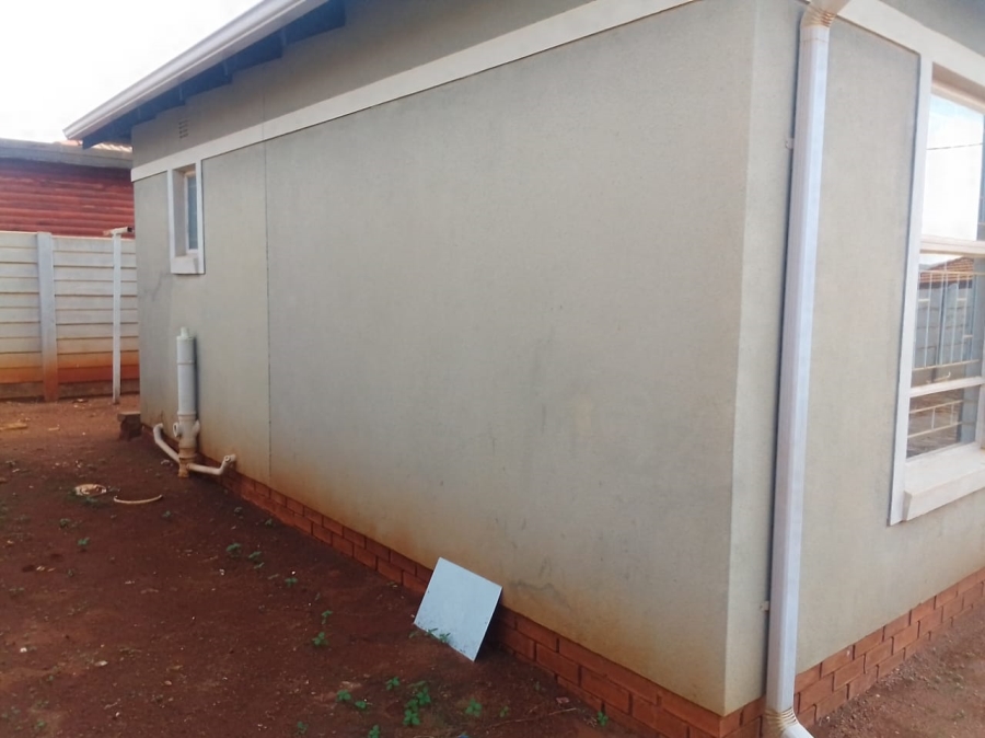 To Let 3 Bedroom Property for Rent in Rosslyn Industrial Gauteng