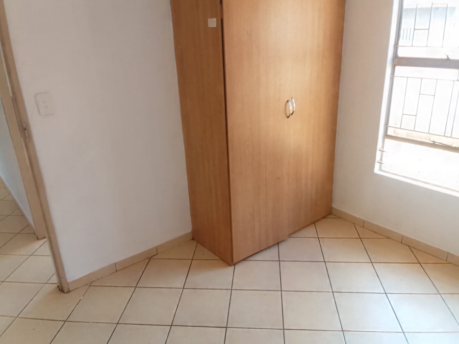 To Let 3 Bedroom Property for Rent in Rosslyn Industrial Gauteng