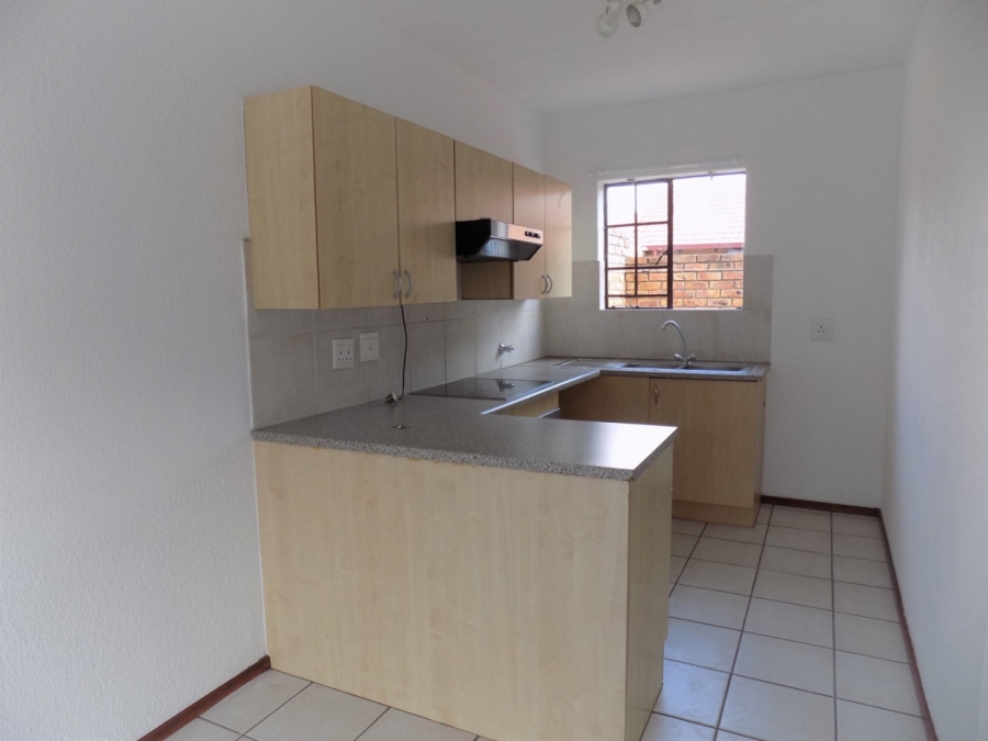 2 Bedroom Property for Sale in Halfway Gardens Gauteng