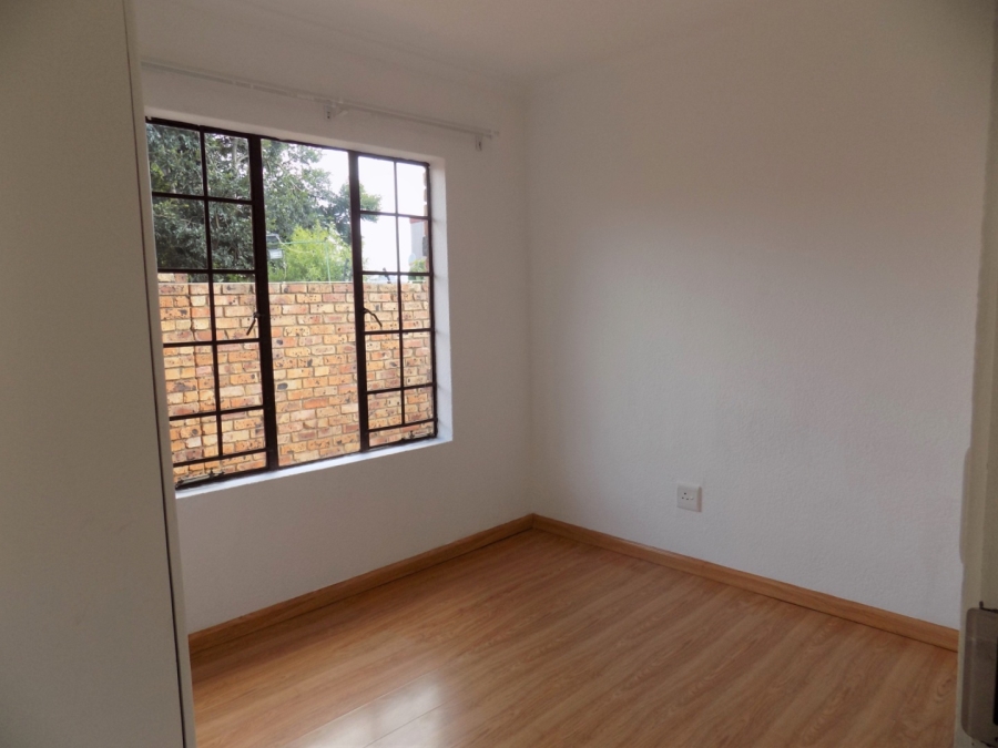 2 Bedroom Property for Sale in Halfway Gardens Gauteng