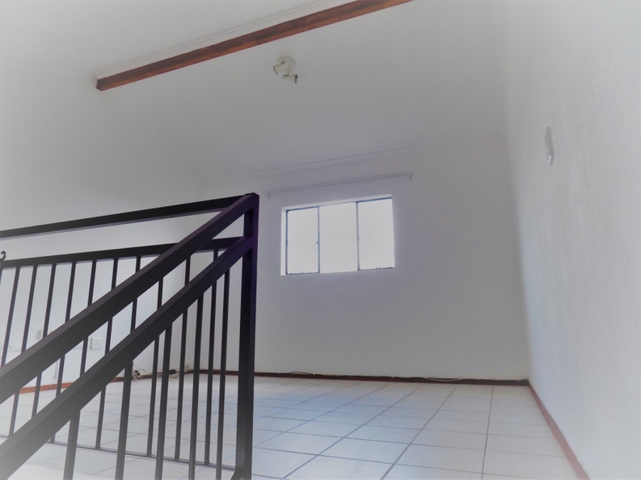 2 Bedroom Property for Sale in Halfway Gardens Gauteng