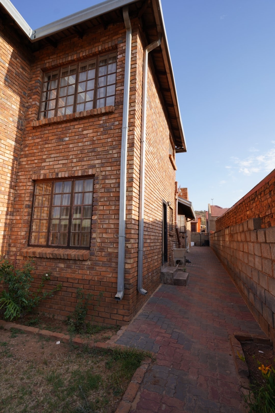 6 Bedroom Property for Sale in Atteridgeville Gauteng