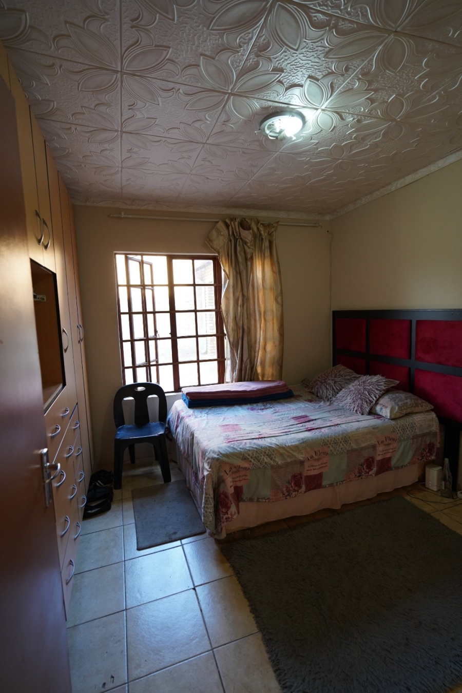 6 Bedroom Property for Sale in Atteridgeville Gauteng