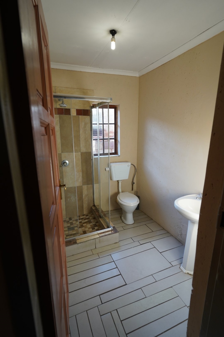 6 Bedroom Property for Sale in Atteridgeville Gauteng