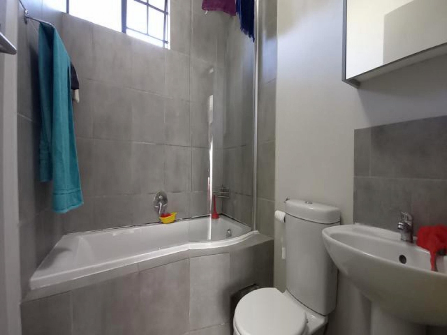 2 Bedroom Property for Sale in Lotus Gardens Gauteng