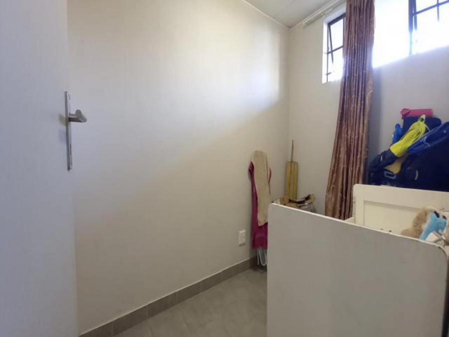 2 Bedroom Property for Sale in Lotus Gardens Gauteng