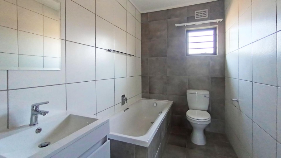 3 Bedroom Property for Sale in Lotus Gardens Gauteng