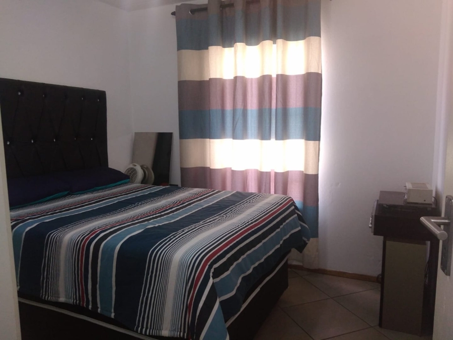 2 Bedroom Property for Sale in Albertsdal Gauteng