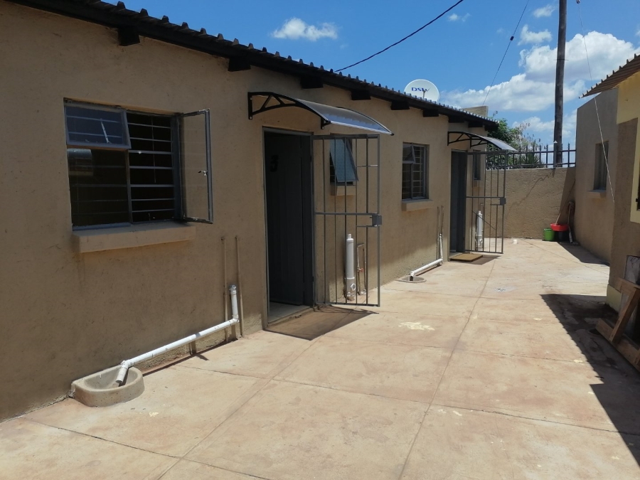 To Let 1 Bedroom Property for Rent in Soshanguve South Ext 4 Gauteng