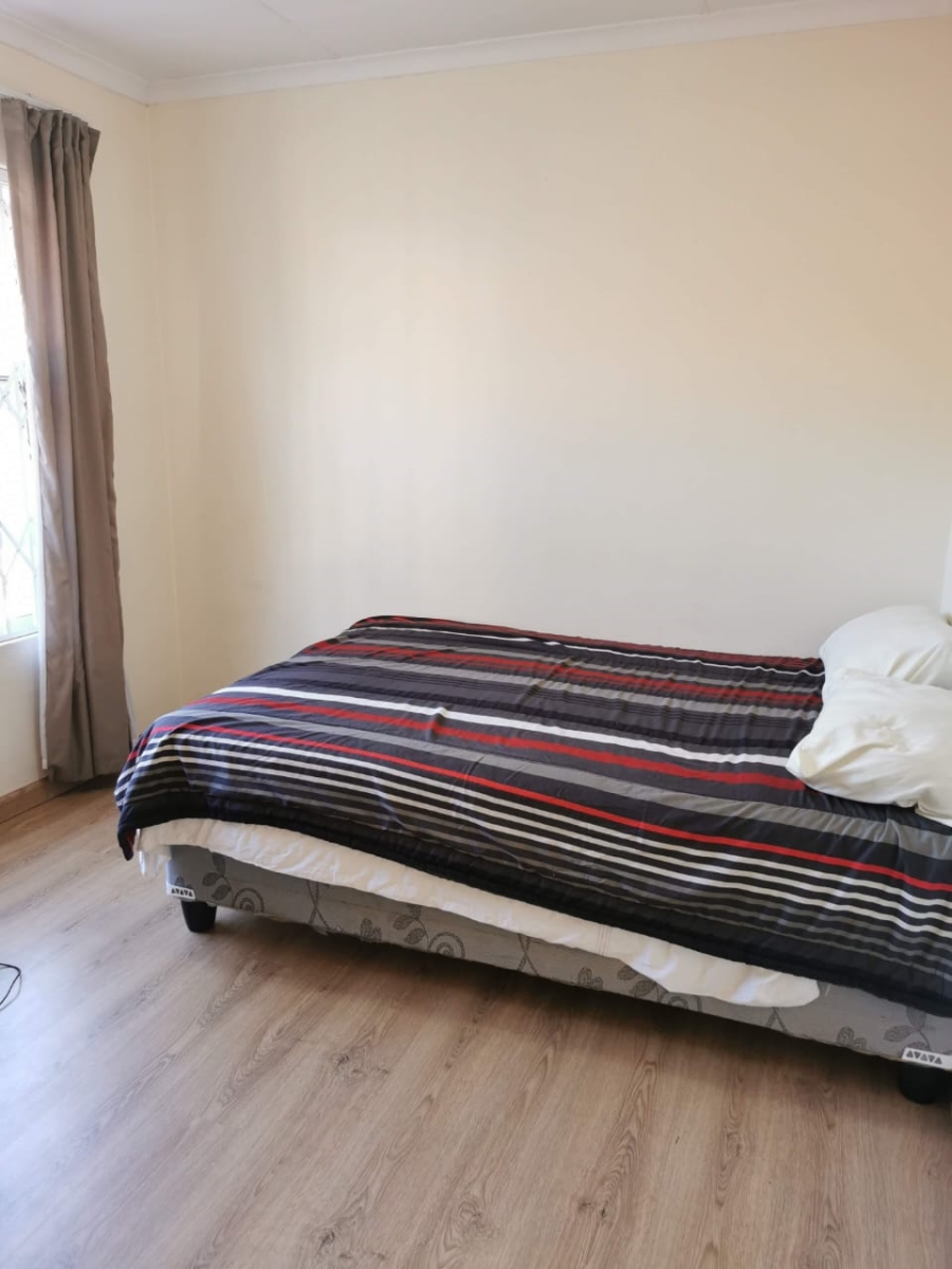 To Let 3 Bedroom Property for Rent in Magaliessig Gauteng