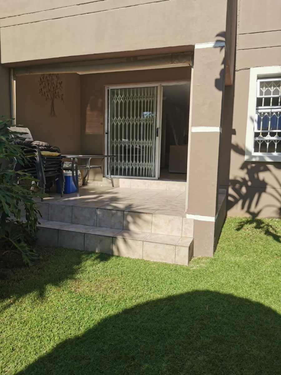 To Let 3 Bedroom Property for Rent in Magaliessig Gauteng