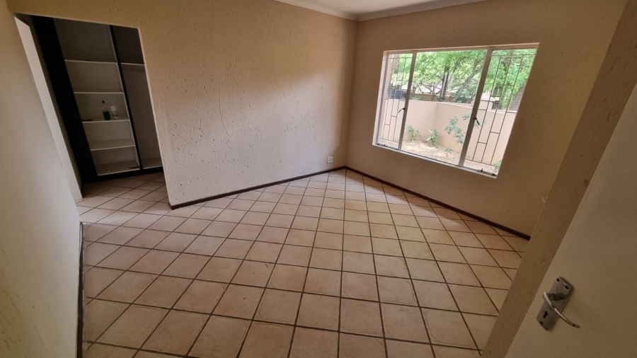 3 Bedroom Property for Sale in Amberfield Gauteng