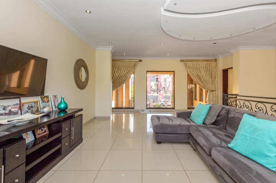 5 Bedroom Property for Sale in Meyersdal Nature Estate Gauteng