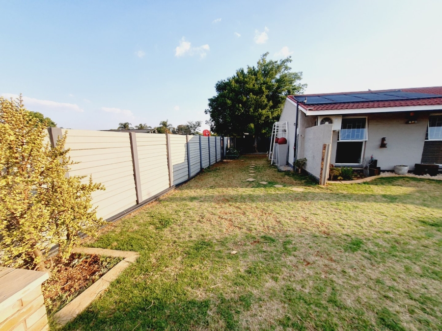 To Let 4 Bedroom Property for Rent in Elardus Park Gauteng