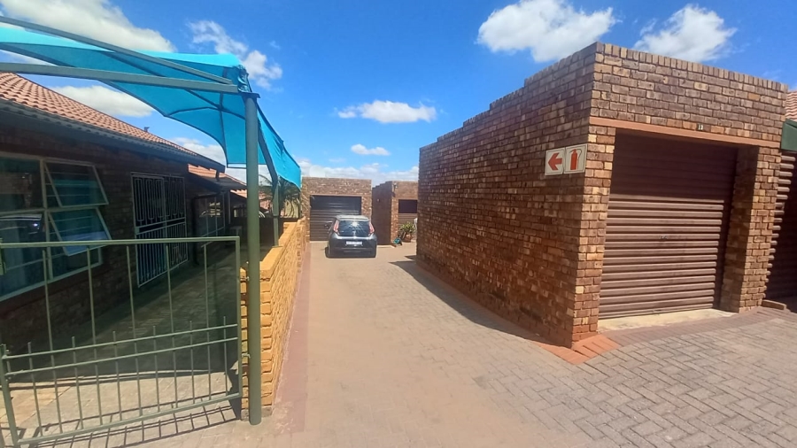 3 Bedroom Property for Sale in Krugersdorp North Gauteng