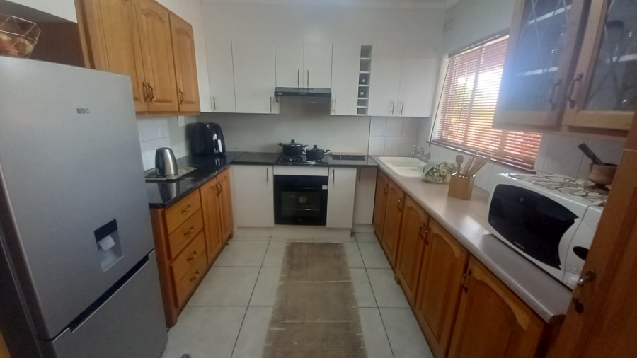 2 Bedroom Property for Sale in Rant En Dal Gauteng