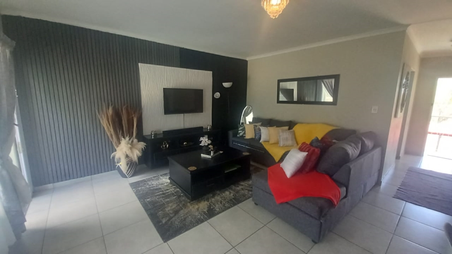 2 Bedroom Property for Sale in Rant En Dal Gauteng