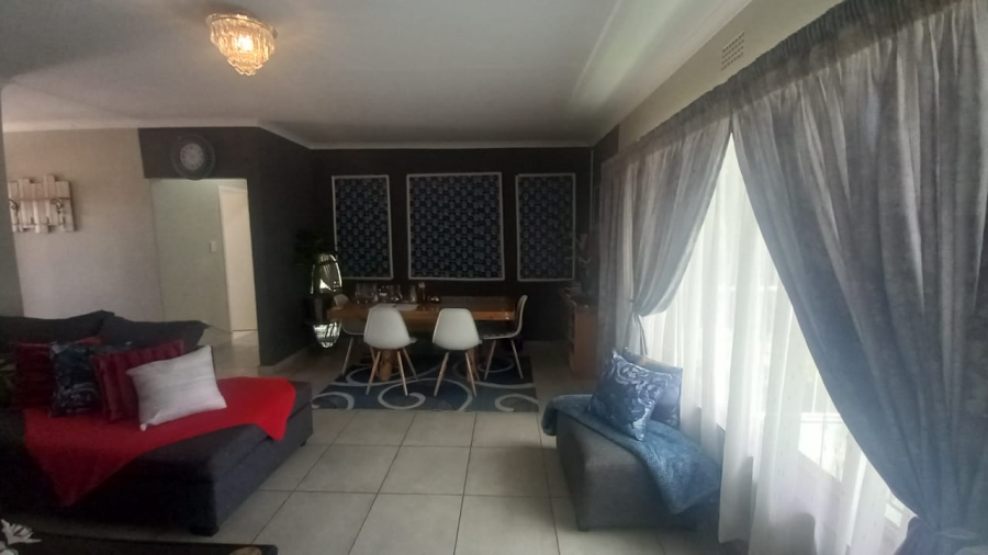 2 Bedroom Property for Sale in Rant En Dal Gauteng