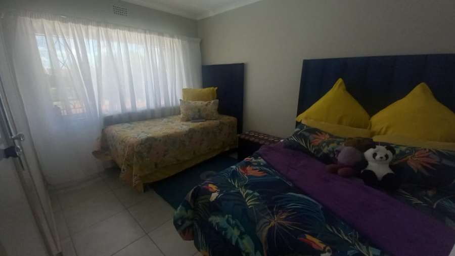 2 Bedroom Property for Sale in Rant En Dal Gauteng