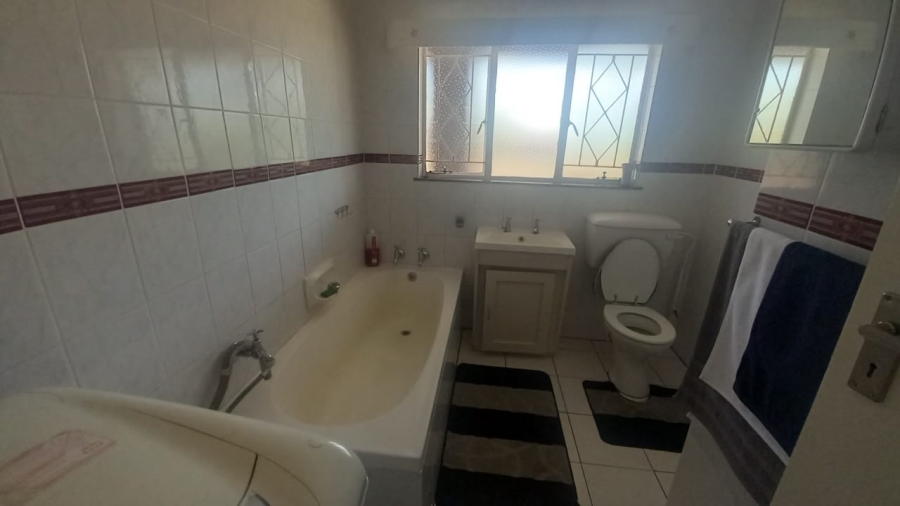 2 Bedroom Property for Sale in Rant En Dal Gauteng