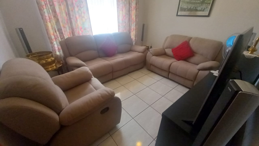 3 Bedroom Property for Sale in Rant En Dal Gauteng