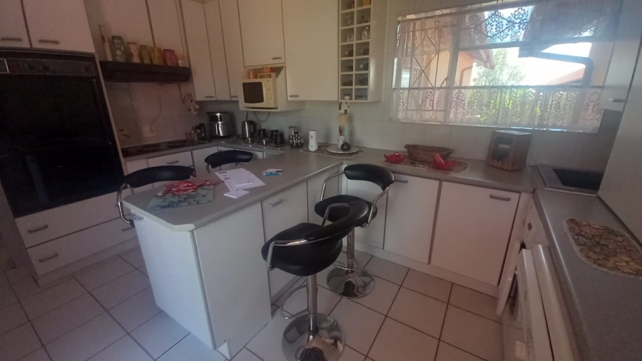 3 Bedroom Property for Sale in Rant En Dal Gauteng