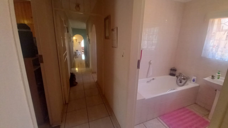 3 Bedroom Property for Sale in Rant En Dal Gauteng