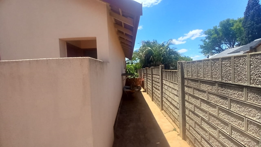 3 Bedroom Property for Sale in Rant En Dal Gauteng