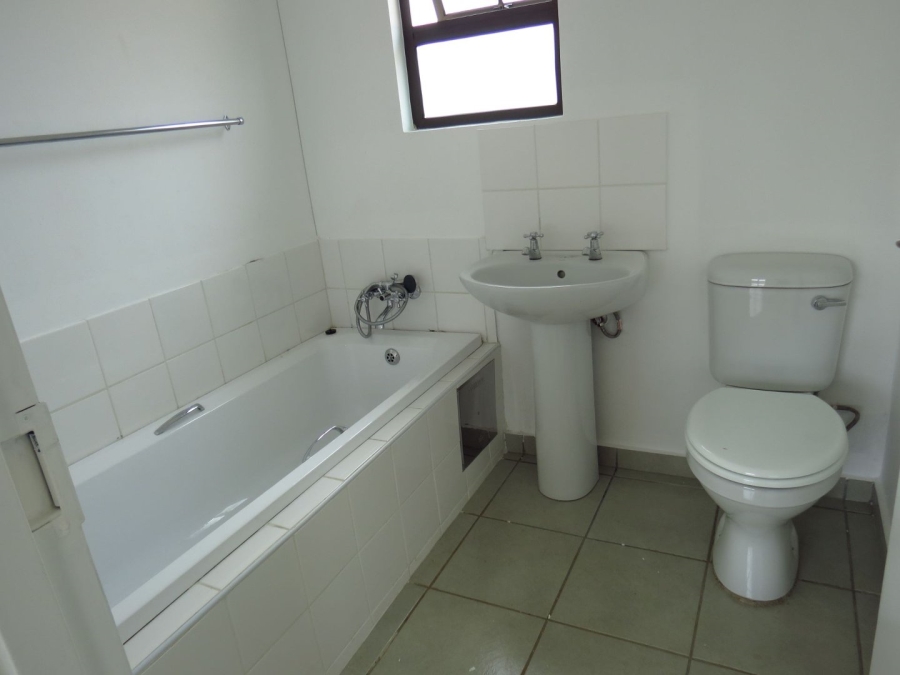 3 Bedroom Property for Sale in Crystal Park Gauteng