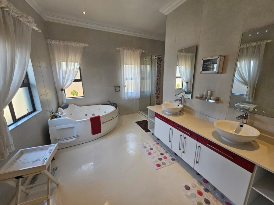 2 Bedroom Property for Sale in Olympus AH Gauteng