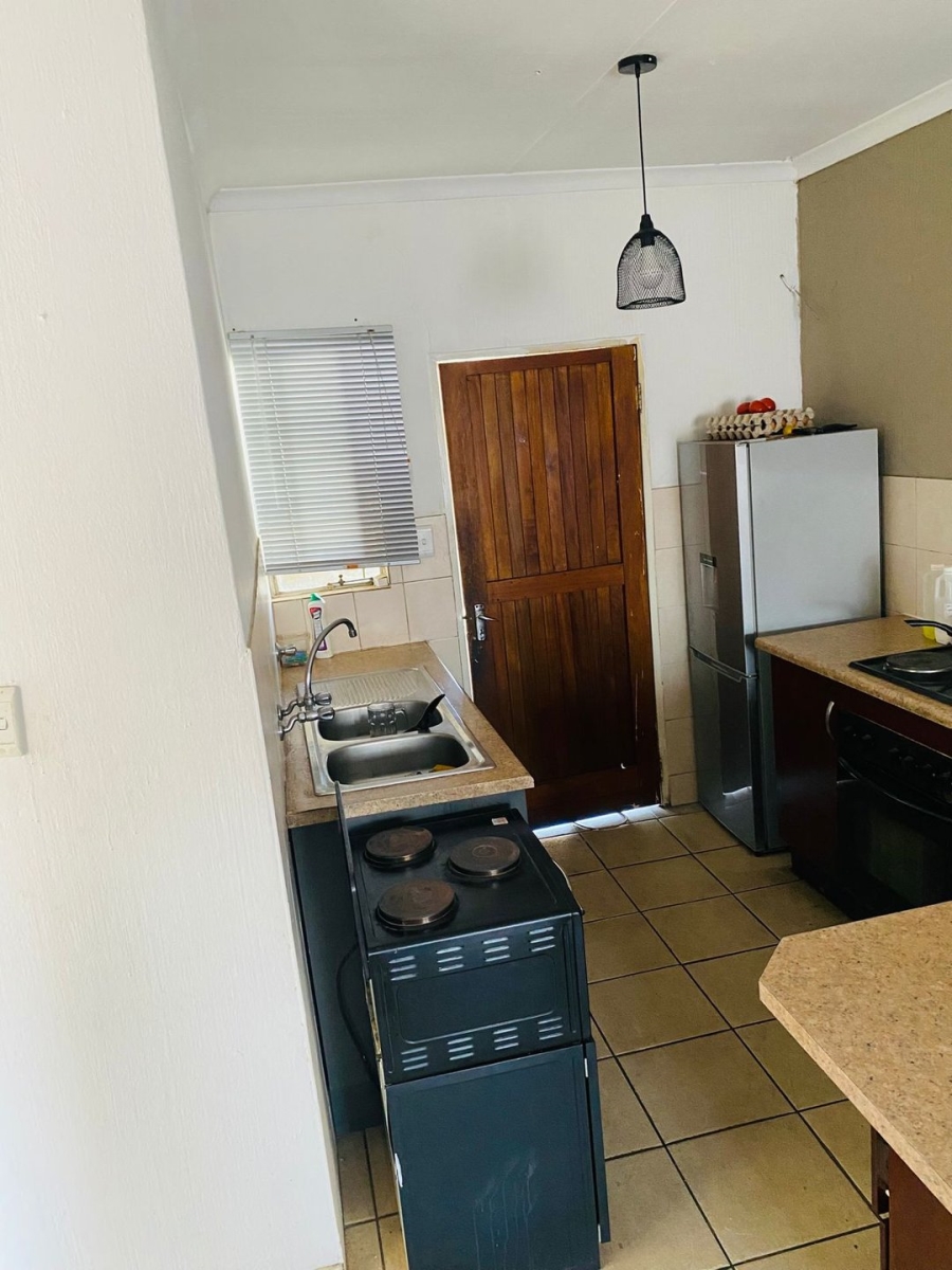 2 Bedroom Property for Sale in Germiston Central Gauteng