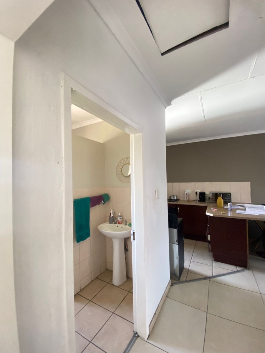 2 Bedroom Property for Sale in Germiston Central Gauteng