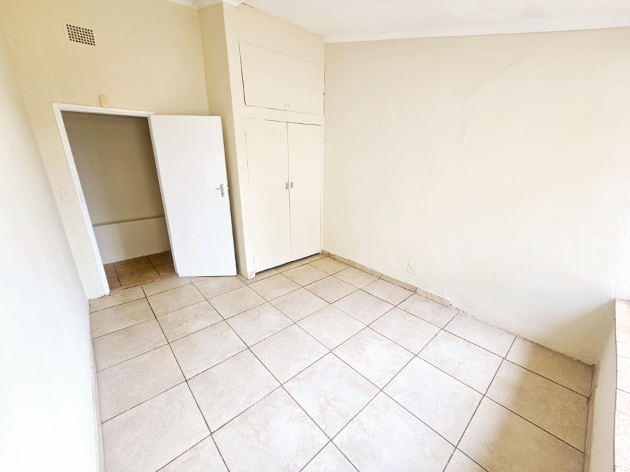 To Let 2 Bedroom Property for Rent in Erasmia Gauteng