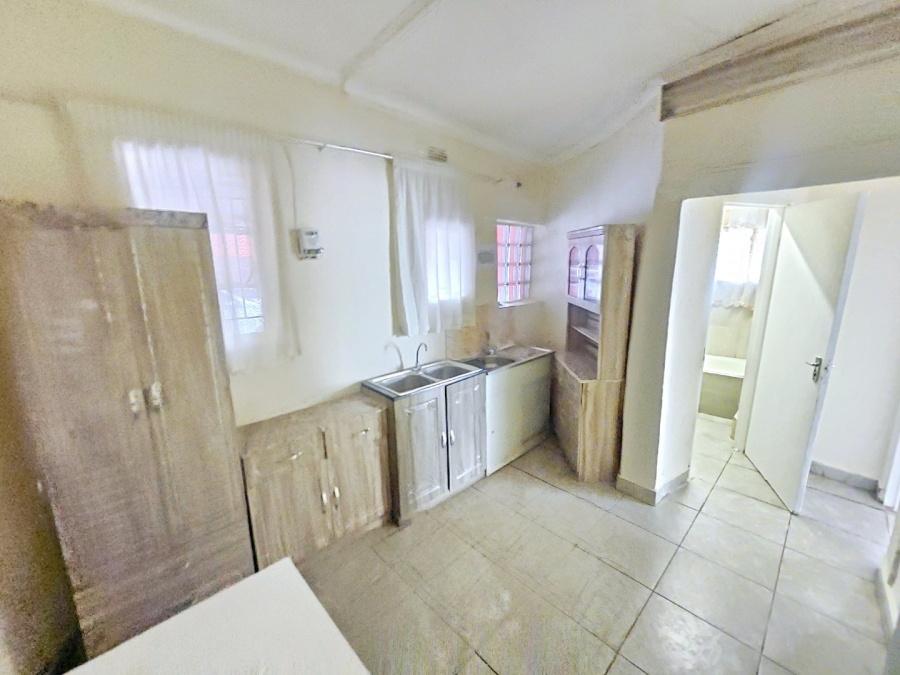 To Let 2 Bedroom Property for Rent in Erasmia Gauteng