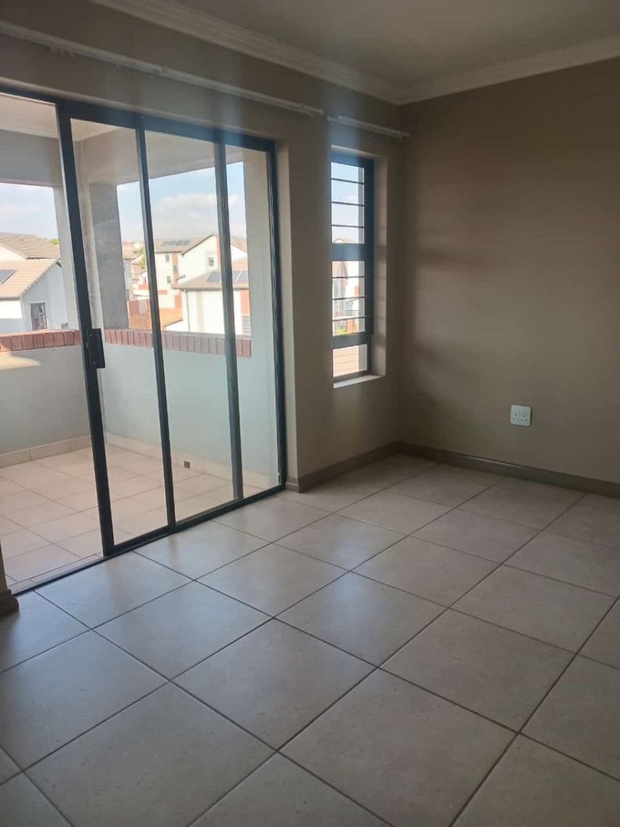 2 Bedroom Property for Sale in Amberfield Gauteng