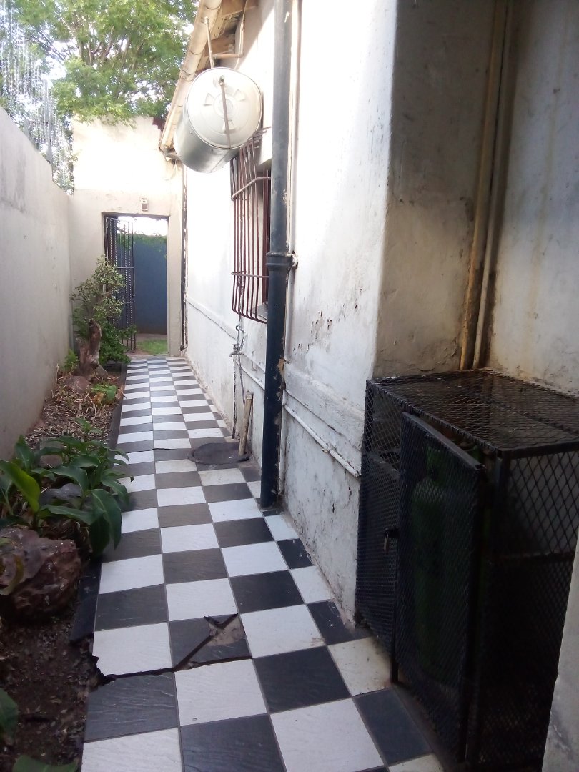 10 Bedroom Property for Sale in Brixton Gauteng