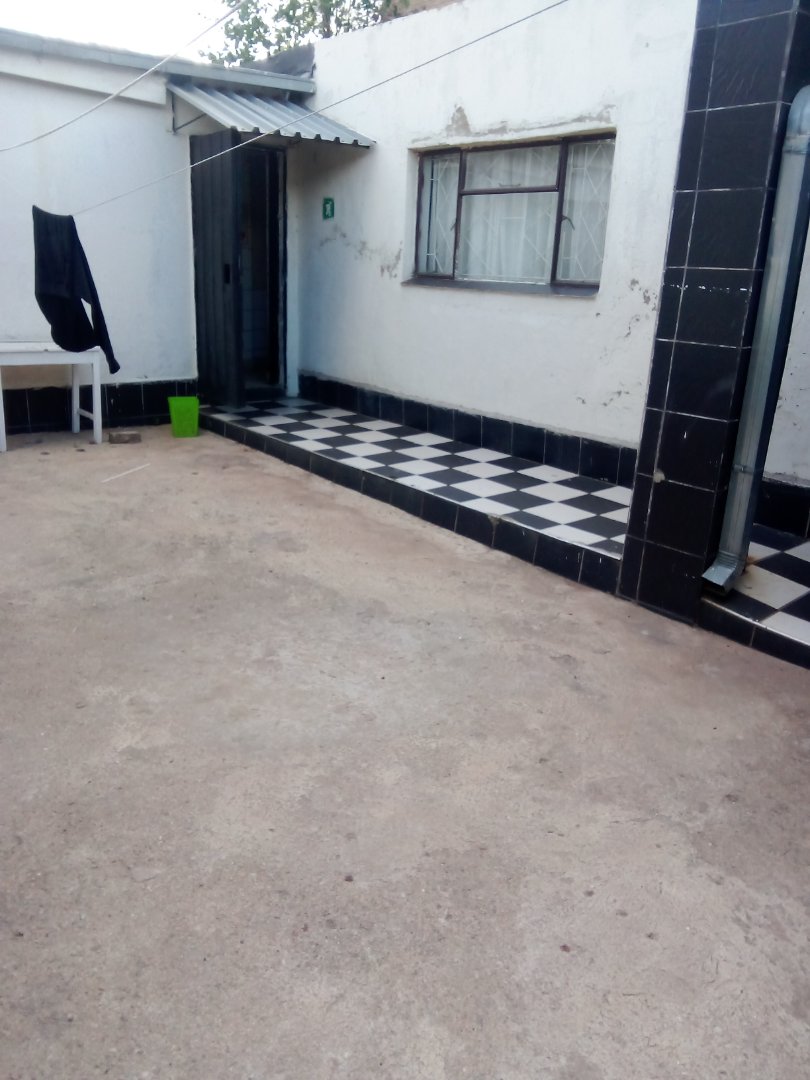 10 Bedroom Property for Sale in Brixton Gauteng