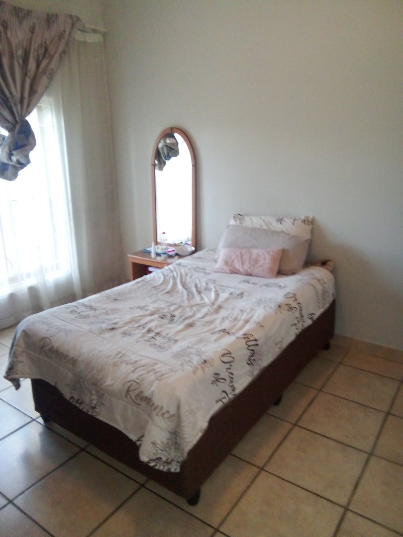 10 Bedroom Property for Sale in Brixton Gauteng