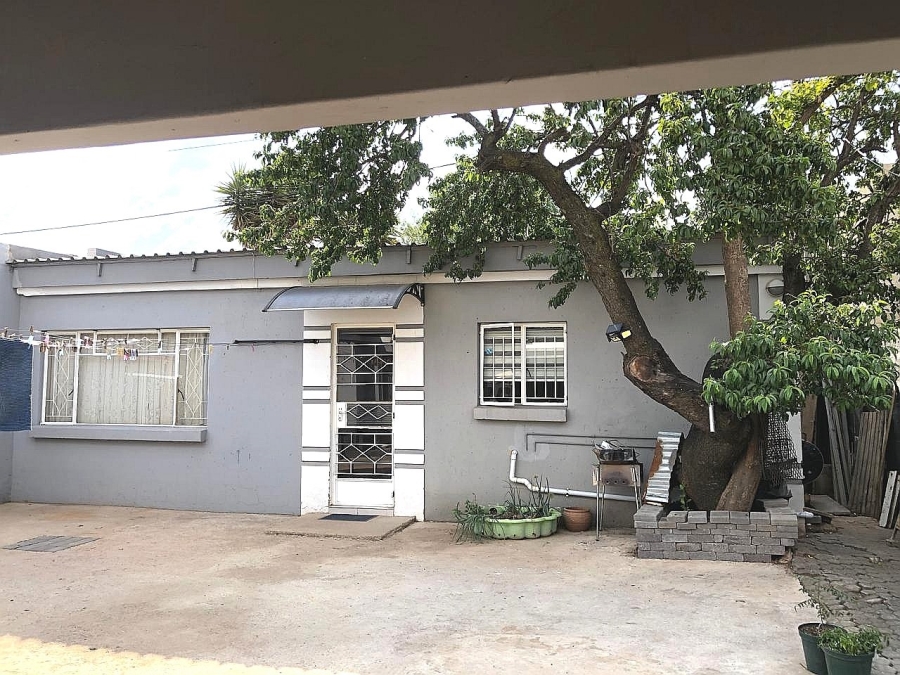 4 Bedroom Property for Sale in Mayfair West Gauteng