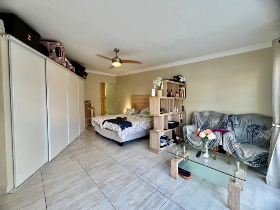 3 Bedroom Property for Sale in Constantia Park Gauteng