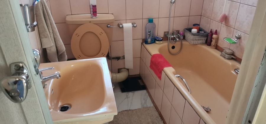 2 Bedroom Property for Sale in Soshanguve BB Gauteng